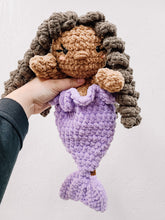 Load image into Gallery viewer, Mermaid Snuggler