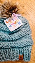 Load image into Gallery viewer, Eloise Beanie