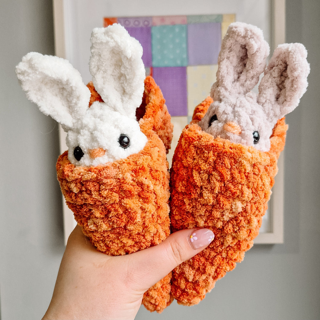 Hatching Carrot + Mini Bunny