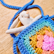 Load image into Gallery viewer, Granny Square Purse
